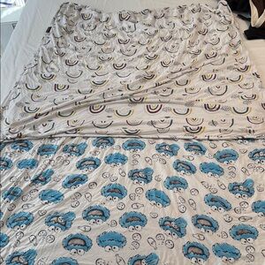 Milkanib Colorful Smiley and Rainbow Blanket